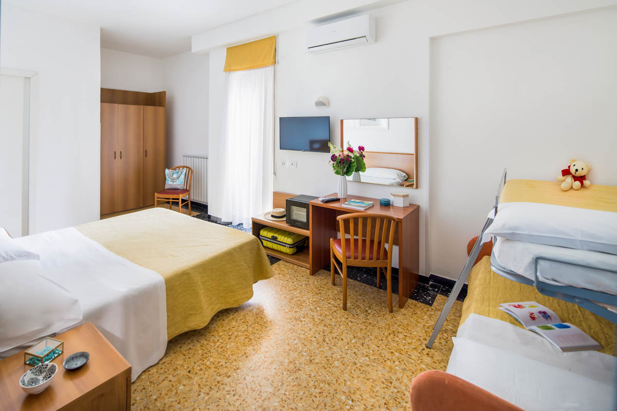 Camera Family Hotel Mayola